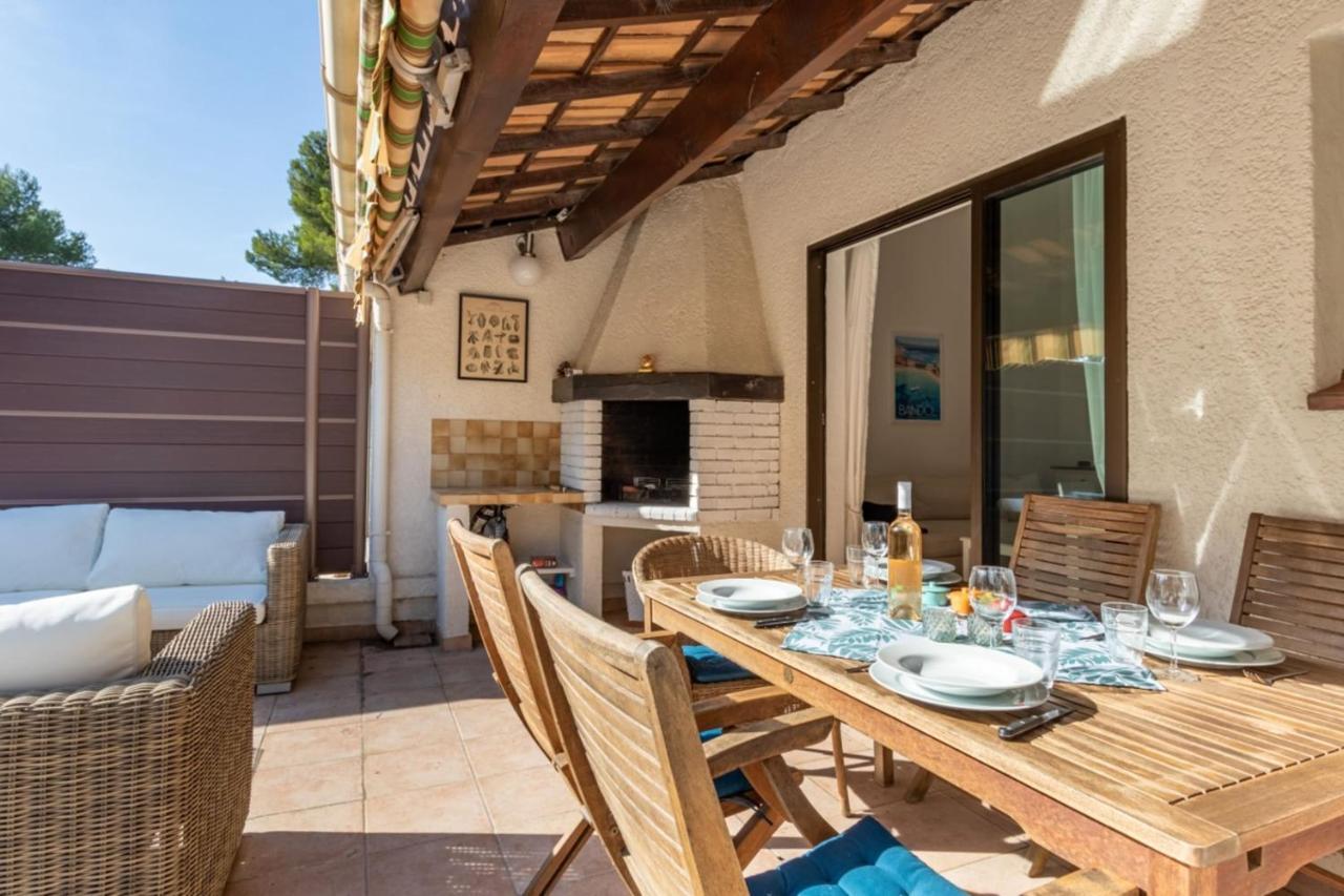 Nice Apt For 4 With Terrace And Pool Apartment Bandol Exterior photo