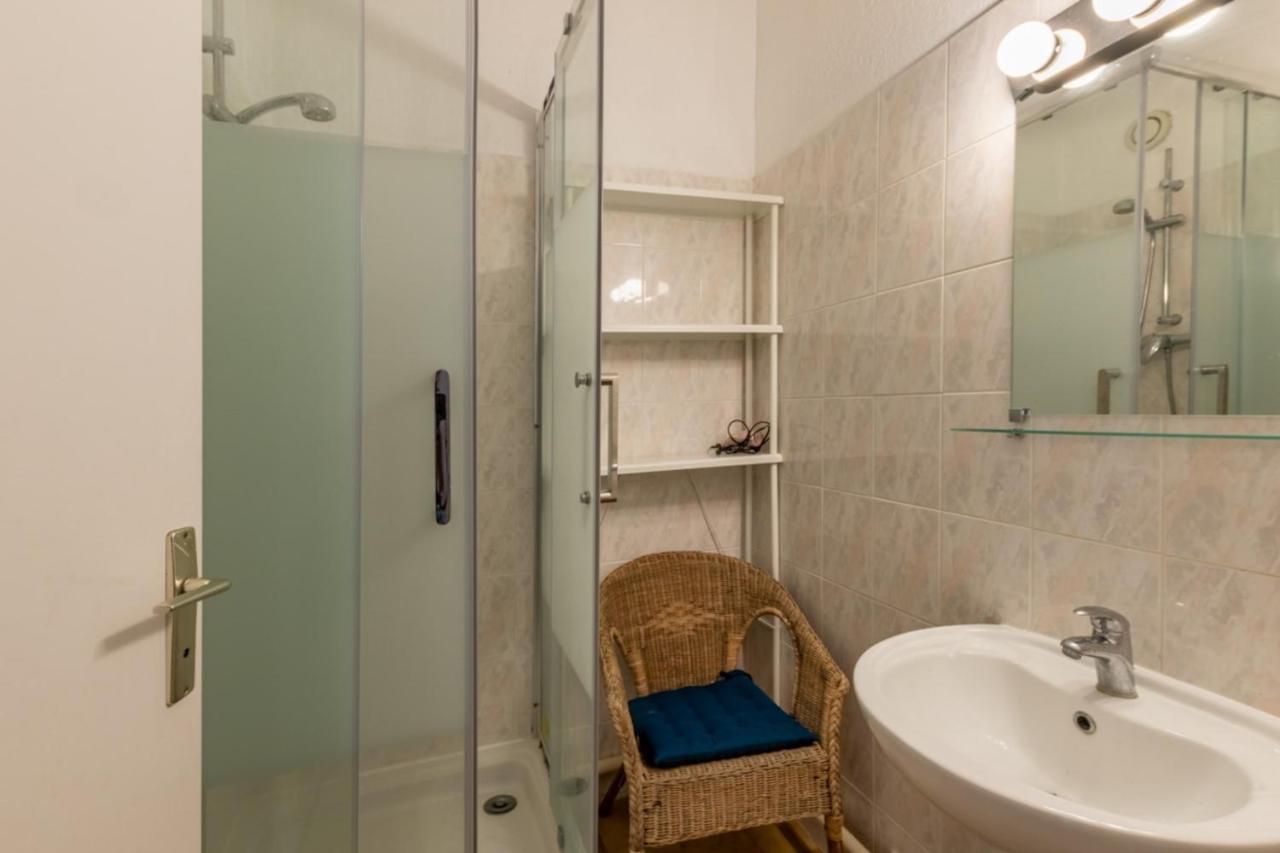 Nice Apt For 4 With Terrace And Pool Apartment Bandol Exterior photo